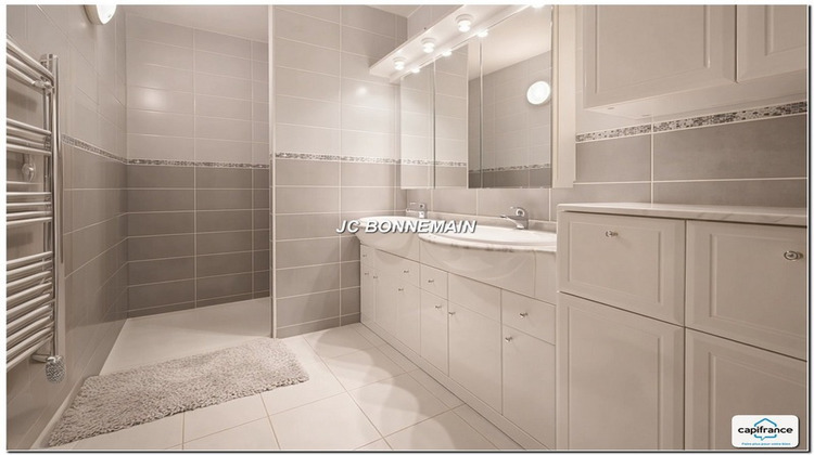 Ma-Cabane - Vente Appartement MEURSAC, 100 m²