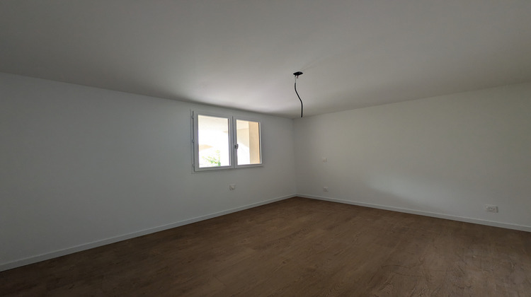 Ma-Cabane - Vente Appartement Meyrargues, 62 m²