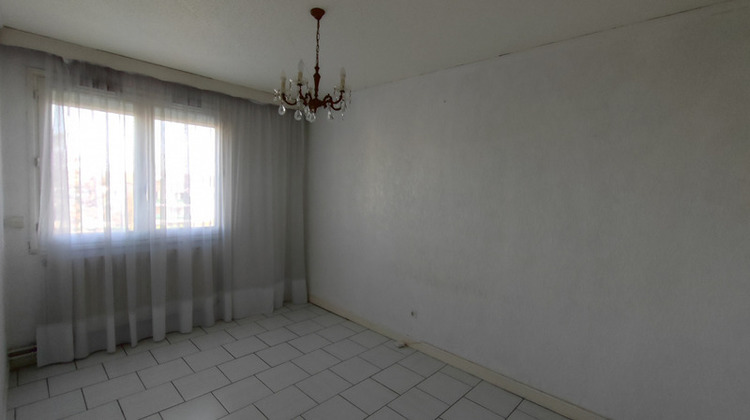 Ma-Cabane - Vente Appartement MEYZIEU, 69 m²