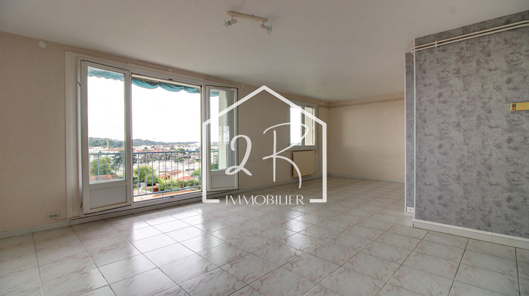 Ma-Cabane - Vente Appartement Meyzieu, 72 m²