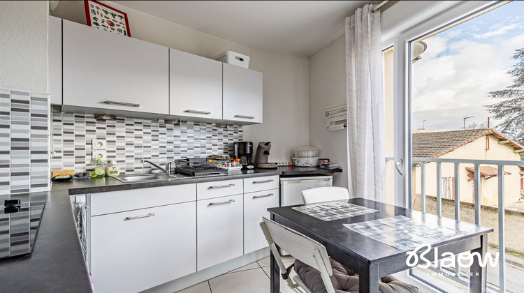 Ma-Cabane - Vente Appartement Meyzieu, 60 m²