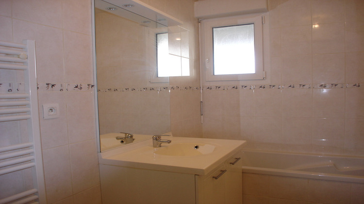 Ma-Cabane - Vente Appartement MEYZIEU, 32 m²