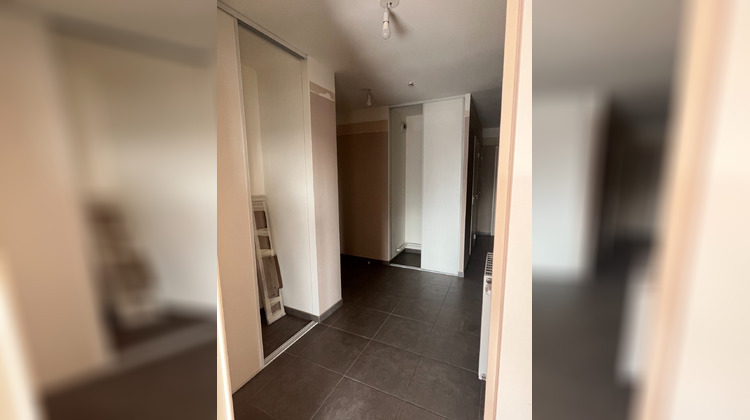 Ma-Cabane - Vente Appartement Meyzieu, 87 m²