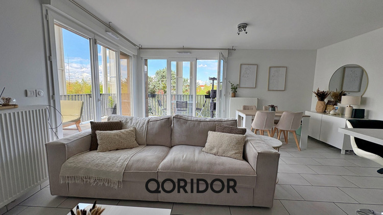 Ma-Cabane - Vente Appartement Meyzieu, 70 m²