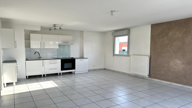 Ma-Cabane - Vente Appartement Meyzieu, 60 m²