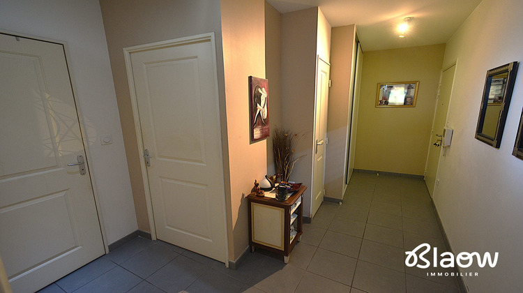 Ma-Cabane - Vente Appartement Meyzieu, 42 m²