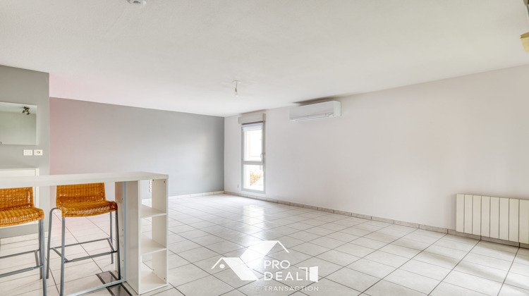 Ma-Cabane - Vente Appartement Meyzieu, 69 m²