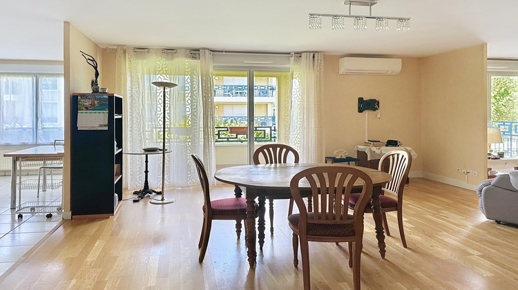 Ma-Cabane - Vente Appartement Meyzieu, 98 m²