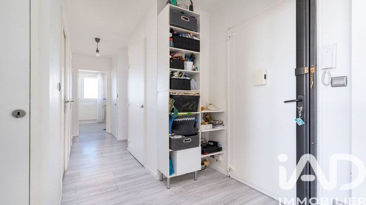 Ma-Cabane - Vente Appartement Meyzieu, 79 m²