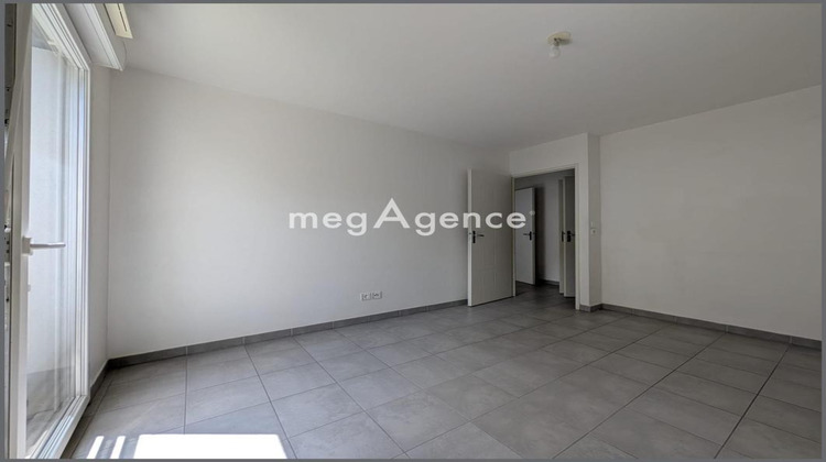 Ma-Cabane - Vente Appartement MEYZIEU, 61 m²
