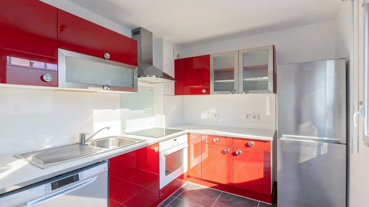Ma-Cabane - Vente Appartement Meyzieu, 84 m²