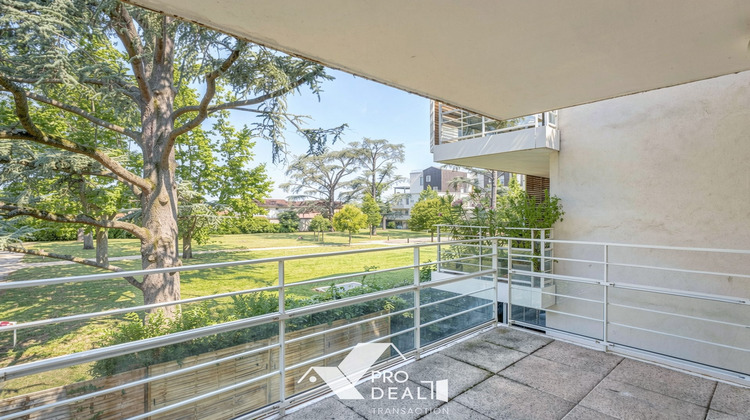 Ma-Cabane - Vente Appartement Meyzieu, 84 m²