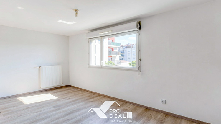 Ma-Cabane - Vente Appartement Meyzieu, 84 m²