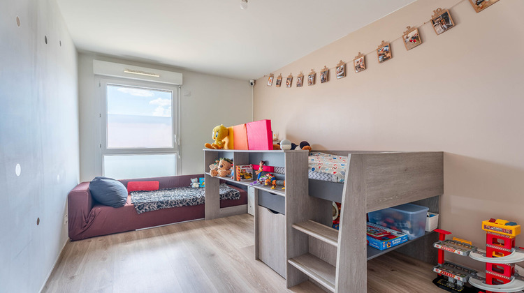 Ma-Cabane - Vente Appartement MEYZIEU, 62 m²
