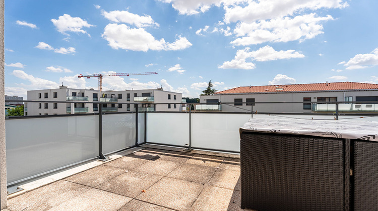 Ma-Cabane - Vente Appartement MEYZIEU, 62 m²