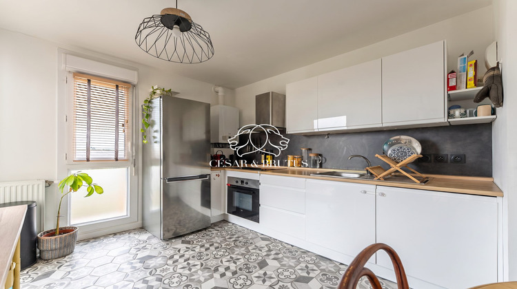 Ma-Cabane - Vente Appartement Meyzieu, 67 m²