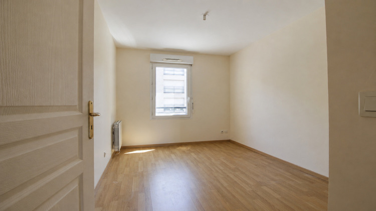 Ma-Cabane - Vente Appartement MEYZIEU, 65 m²