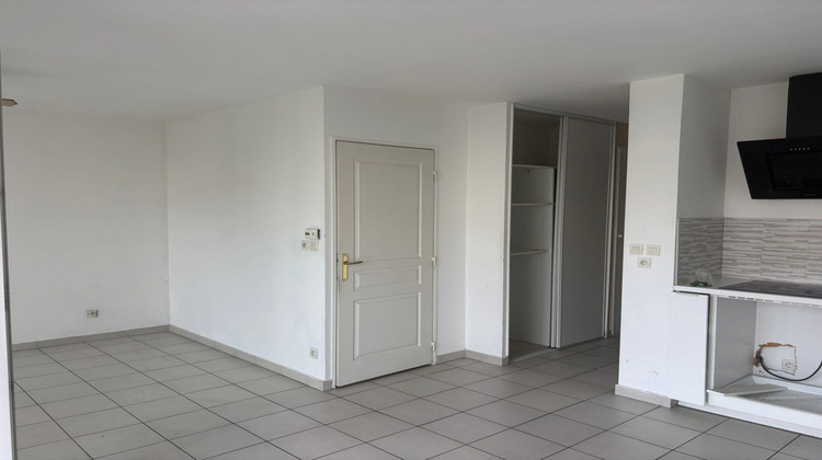Ma-Cabane - Vente Appartement Meyzieu, 64 m²