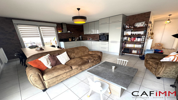 Ma-Cabane - Vente Appartement Meyzieu, 64 m²