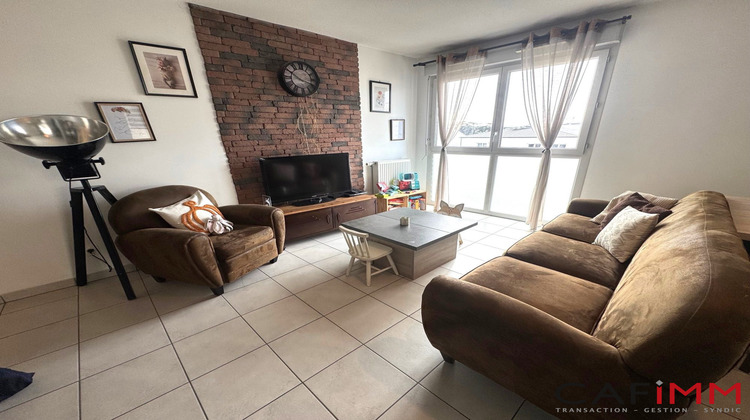 Ma-Cabane - Vente Appartement Meyzieu, 64 m²