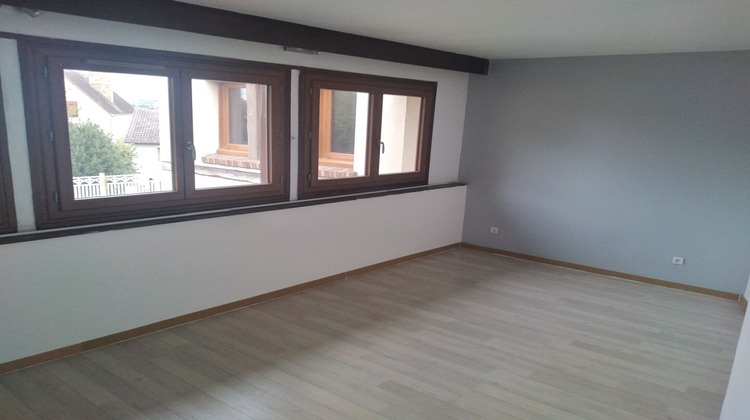 Ma-Cabane - Vente Appartement MEZIERES-SUR-SEINE, 76 m²