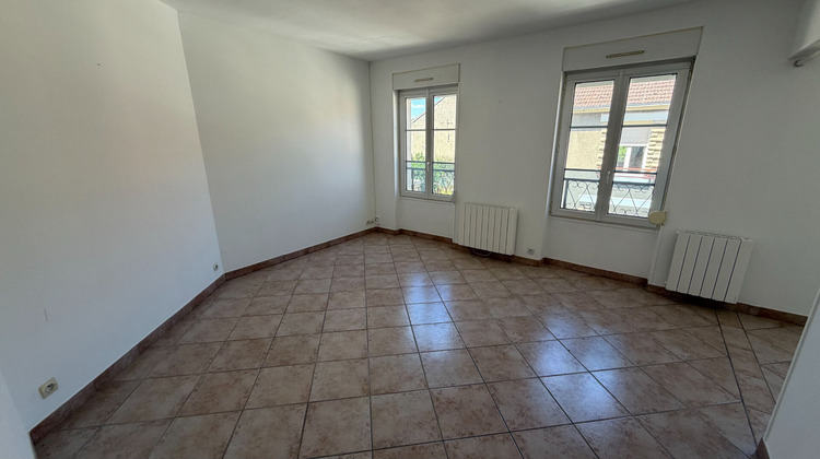 Ma-Cabane - Vente Appartement MEZIERES-SUR-SEINE, 49 m²