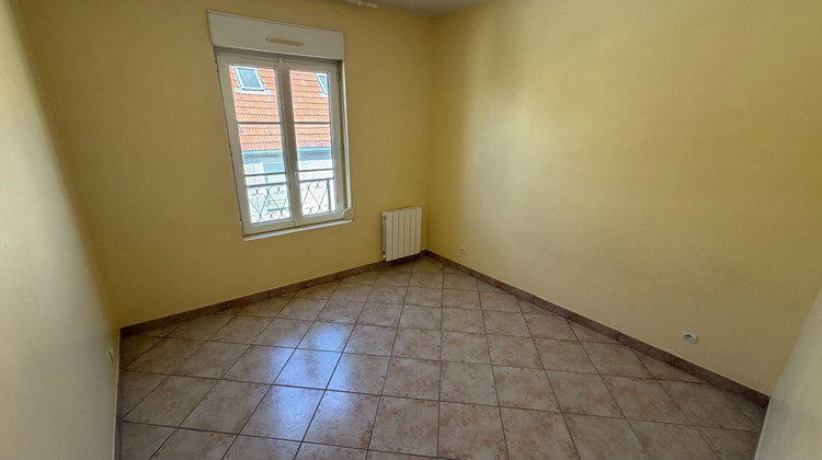 Ma-Cabane - Vente Appartement MEZIERES-SUR-SEINE, 49 m²