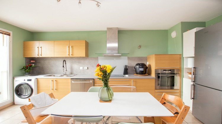 Ma-Cabane - Vente Appartement MIONS, 67 m²