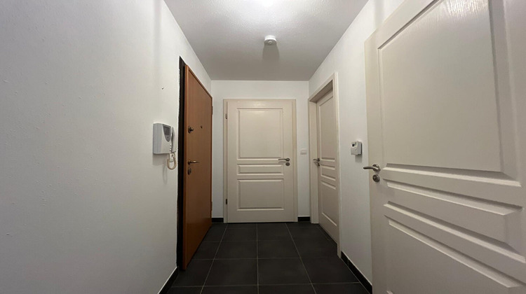 Ma-Cabane - Vente Appartement MISEREY-SALINES, 48 m²