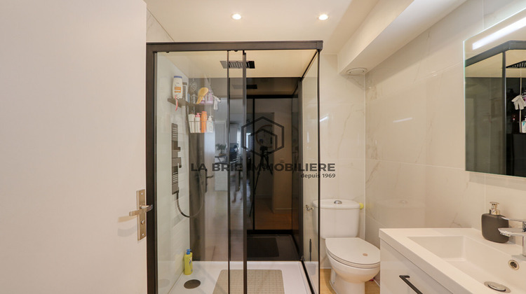 Ma-Cabane - Vente Appartement MOISSY-CRAMAYEL, 59 m²