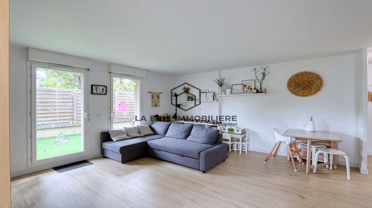 Ma-Cabane - Vente Appartement MOISSY-CRAMAYEL, 59 m²