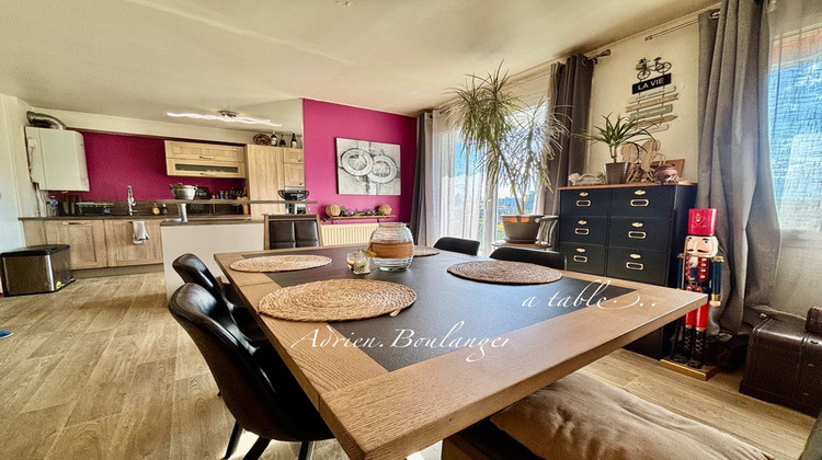 Ma-Cabane - Vente Appartement MOISSY CRAMAYEL, 69 m²