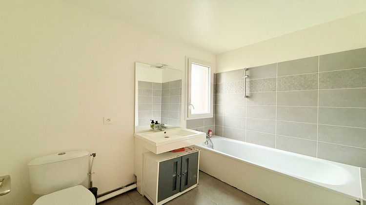Ma-Cabane - Vente Appartement MOISSY-CRAMAYEL, 65 m²