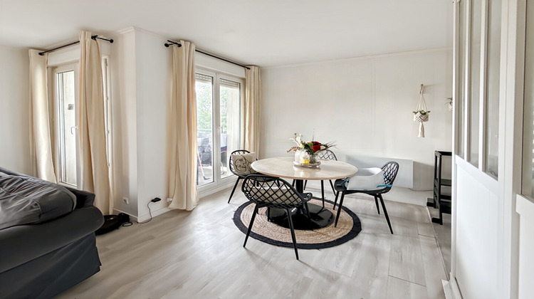 Ma-Cabane - Vente Appartement MOISSY-CRAMAYEL, 63 m²