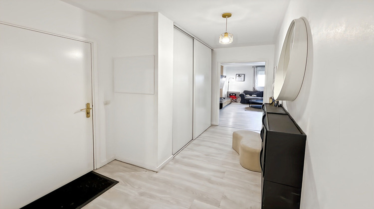 Ma-Cabane - Vente Appartement MOISSY-CRAMAYEL, 63 m²