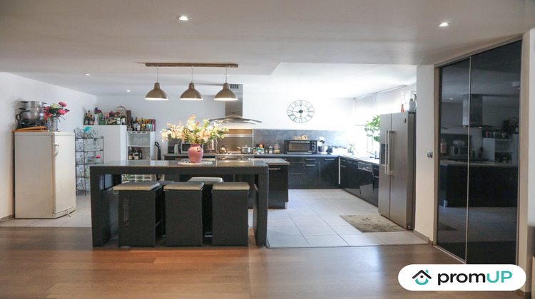 Ma-Cabane - Vente Appartement Mont-de-Marsan, 250 m²