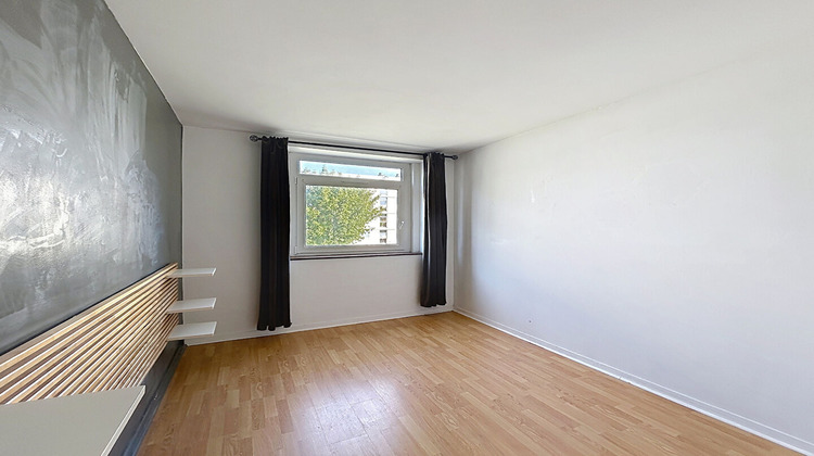 Ma-Cabane - Vente Appartement MONT-SAINT-AIGNAN, 65 m²