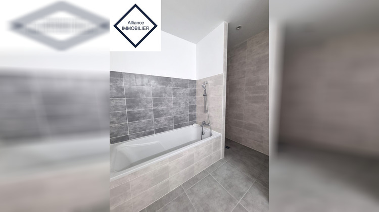 Ma-Cabane - Vente Appartement Montauban-de-Bretagne, 106 m²