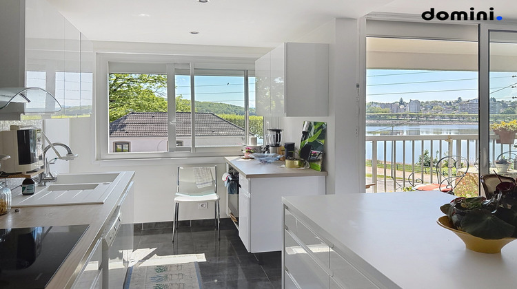 Ma-Cabane - Vente Appartement Montceau-les-Mines, 79 m²