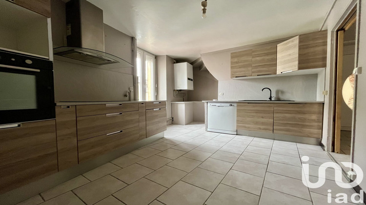 Ma-Cabane - Vente Appartement Montceau-les-Mines, 96 m²