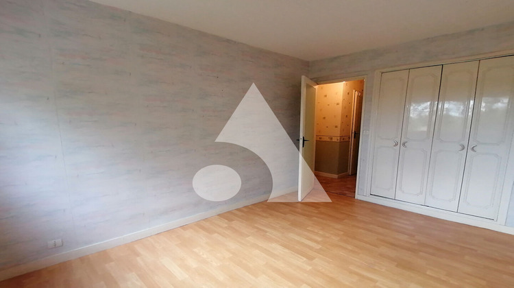 Ma-Cabane - Vente Appartement MONTCEAU-LES-MINES, 70 m²