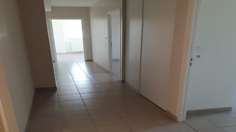Ma-Cabane - Vente Appartement Montceau-les-Mines, 127 m²