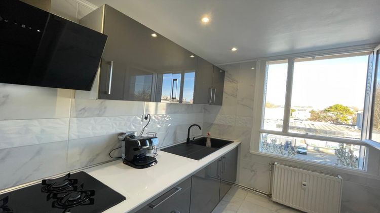 Ma-Cabane - Vente Appartement MONTELIMAR, 76 m²