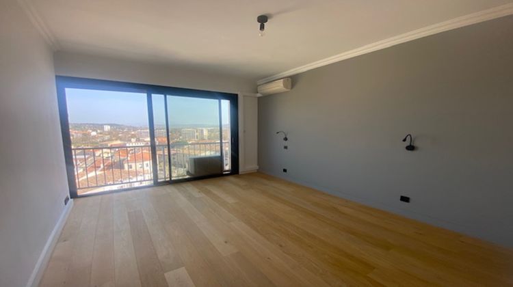 Ma-Cabane - Vente Appartement Montélimar, 135 m²