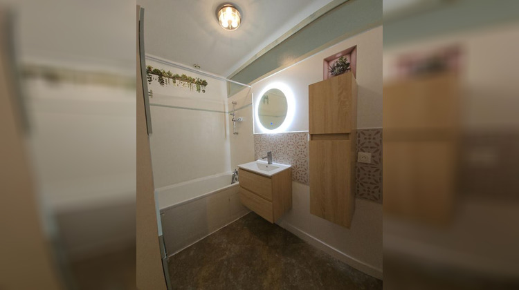 Ma-Cabane - Vente Appartement MONTELIMAR, 70 m²