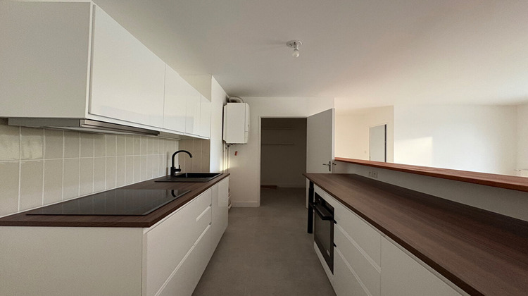 Ma-Cabane - Vente Appartement MONTGERMONT, 81 m²