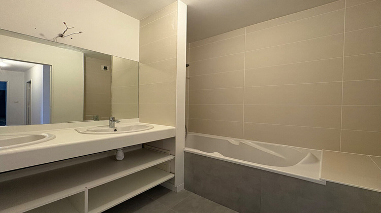 Ma-Cabane - Vente Appartement MONTGERMONT, 81 m²