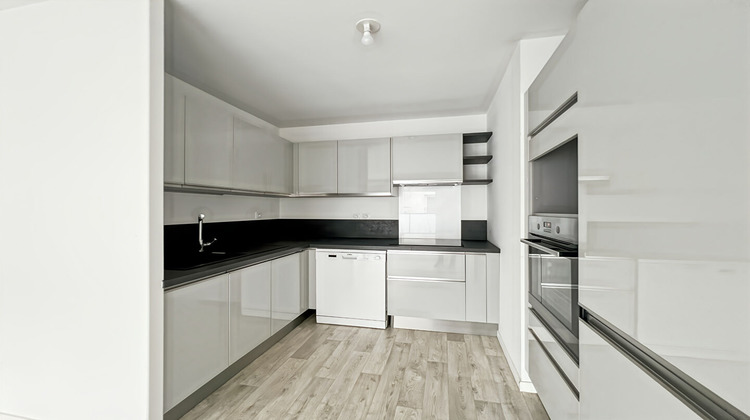 Ma-Cabane - Vente Appartement MONTGERMONT, 75 m²
