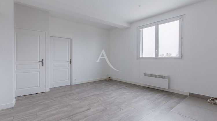 Ma-Cabane - Vente Appartement MONTGERON, 26 m²