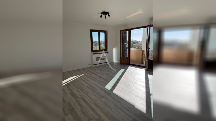 Ma-Cabane - Vente Appartement MONTGERON, 35 m²